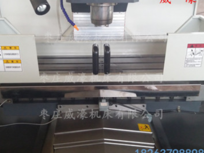 廠家供應(yīng)熱銷數(shù)控銑床XK7126高精度低價(jià)格數(shù)控銑床送貨上門