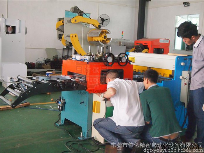 省空間剪板機(jī)專用二合一矯正送料機(jī)廠家  沖床沖壓矯正送料機(jī)批發(fā)供應(yīng)
